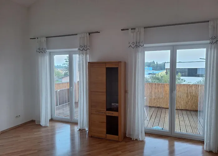 Familienwohnung * Emprechting