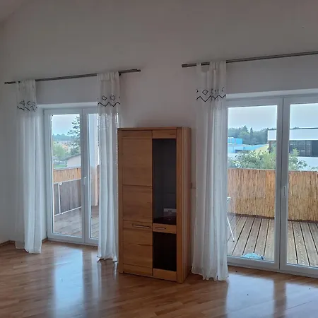 Familienwohnung * Emprechting